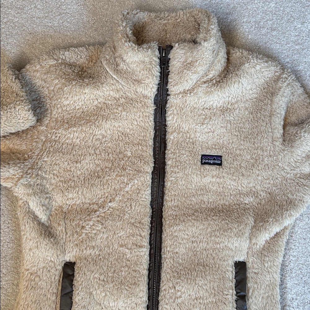 Patagonia Cream Sherpa Fleece Jacket - Picture 8 of 13